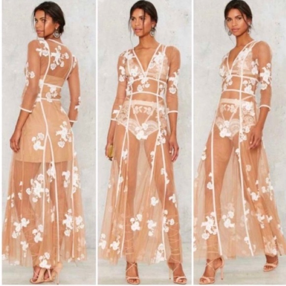 FLL Elenora Maxi Gown 😍 - Picture 2 of 7